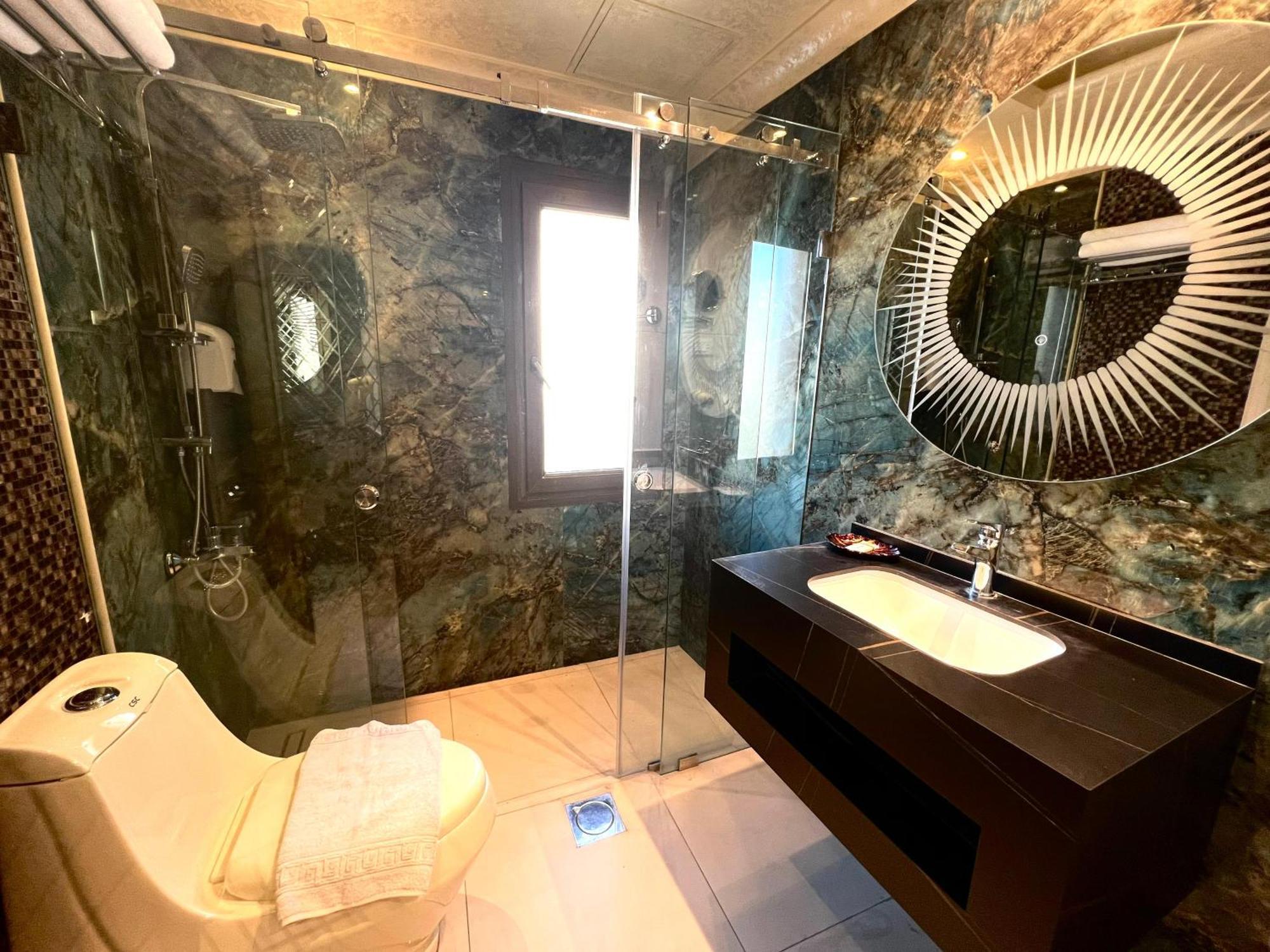 Q Hotel Beyrut Dış mekan fotoğraf